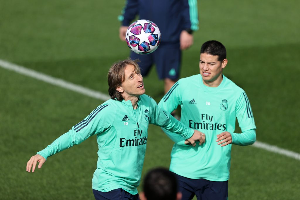 James Rodríguez con Luka Modric. (Photo by Angel Martinez/Getty Images)